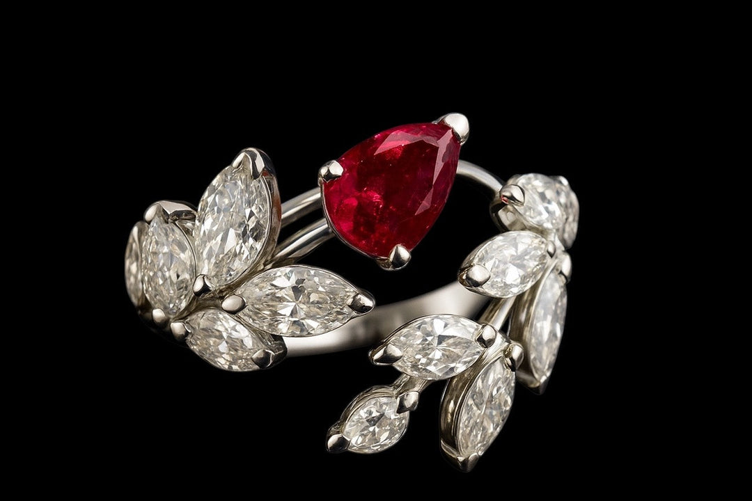 Anello "Rosattina" in Oro 18k Rubino Naturale e Diamanti Taglio Marquise