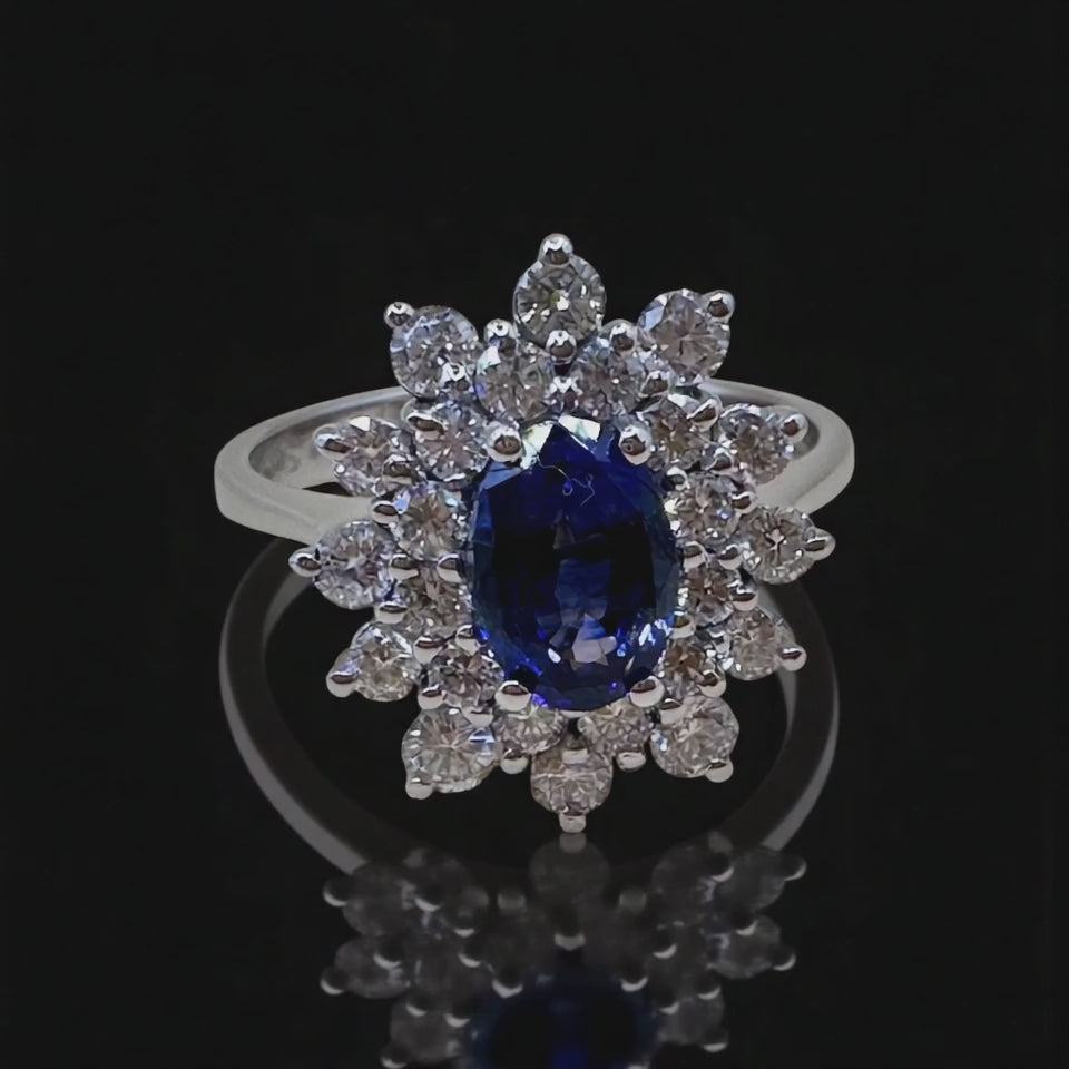 Anello Modello Marghrtita in Oro 18k Zaffiro Royal Blue  1,17 ct e Diamanti Naturali 0,96 ct.